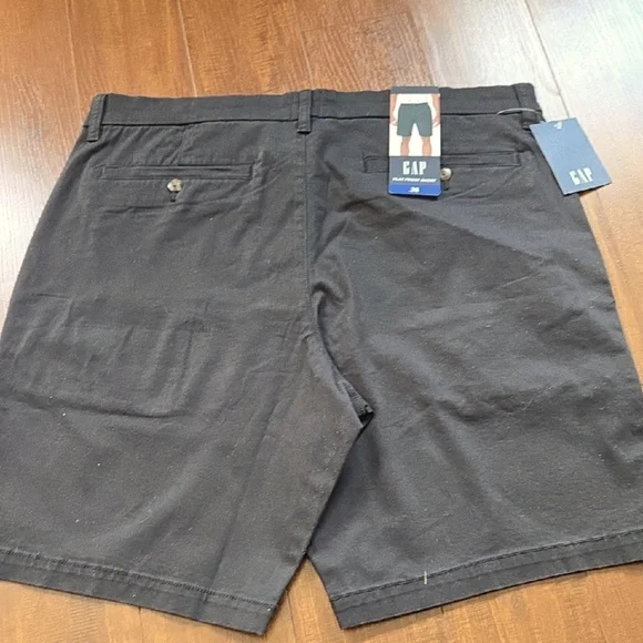 GAP Black Flat Front Shorts Classic Style - Picture 4 of 5